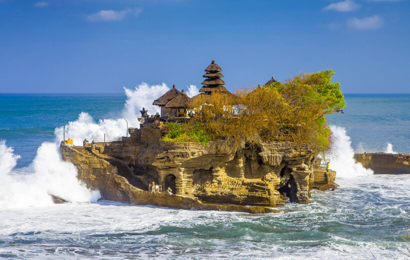 Bali's 5-Day Escape: Surf & Spas, Temples & Treasures